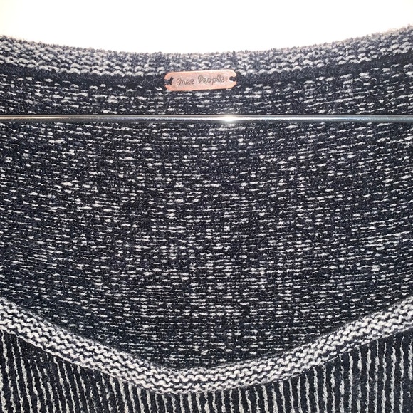 Free People Lenox Ribbed Tunic Sweater in Onyx L - Picture 8 of 15